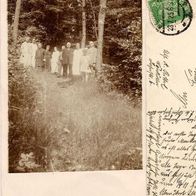 AK Waldspaziergang Personen Gruppe im Wald von 1925