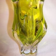 Hellgrüne, sehr massive Murano-Glas-Vase