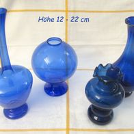schönes Lauschaer Glas blau DDR-Zeit * 4er-Set Vasen hauchzart - mundgeblasen