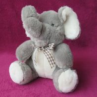 NEU: Plüsch Elefant "Althans" 24 cm sitzend mit Schleife Stoff Kuschel Tier Club