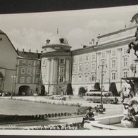 AK / Ansichtskarte : Innsbruck Leopoldsbrunnen mit Hofkirche u. Hofburg