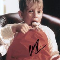 Macaulay Culkin (Kevin allein zu Haus) - orig. sign. Grossfoto (1)