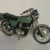 Motorrad - Kawasaki - Z 400 - Z 550 - 750 - Oldie - Nagano - 1:8 - Vintage - Bausatz