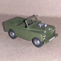 Wiking 1:87 Land Rover RHD Military Police GB aus Set "Bau der Berliner Mauer" (2011)