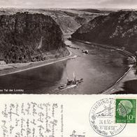 AK Das Tal der Loreley mit Raddampfer Rhein bei St. Goarshausen s/ w von 1956