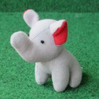NEU Stofftier kleiner Elefant 7 cm grau rot Plüsch Schmuse Tier Spielzeug Afrika