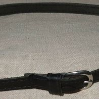 GK Gürtel Ledergürtel schwarz 81x1,5 Textilleder kaum benutzt sehr gut erhalten