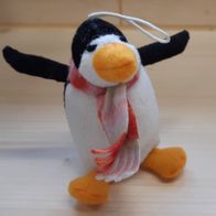 Kleiner flauschig weicher Pinguin mit Schal und Aufhänger Kuscheltier