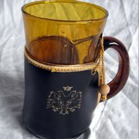 Trinkglas mit Henkel Tee Grog dunkel lederbezogen 1960er vintage selten