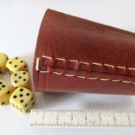 DDR Spiele / Spielzeug * Würfelbecher aus Rindsleder mit 6 Würfeln