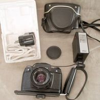 schöne alte Kamera DDR Fotoapparat - Spiegelreflexkamera EXA 1c mit Tasche + Blitz SL