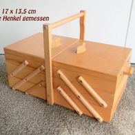 Omas Nähkästchen Tischnähkasten 3 Etagen aufklappbar * aus Holz - voll gefüllt