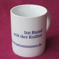 NEU: Kaffee Tee Tasse "Kulturstaatsminister" Pott Becher Porzellan Henkel Staats