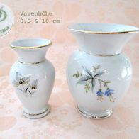 2x kleine Vase Blumenvase 50er Jahre Probstzella Porzellan weiß mit Blüten