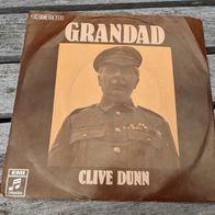 7" Grandad I play the spoon CLIVE DUNN Columbia