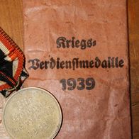 Original Kriegsverdienstmedaille mit Tüte Hersteller - Friedrich Orth - Wien (1)