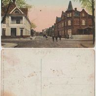 Crivitz Breitestrasse AK 1914 Fenster goldfarbig gestaltet mit Personen