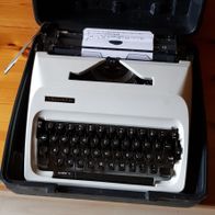 Schreibmaschine mechanisch Triumph Junior im Koffer