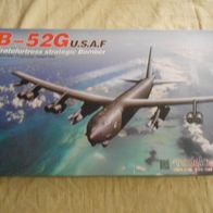 Modelcollect UA72202 1/72 B-52 G USAF