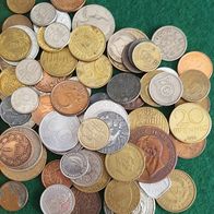 Ausland diverse internationale ca. 73 Stück Kleinmünzen s. Original-Scan