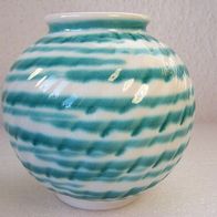 Gmunder Keramik Vase, handgemalt / grüngeflammt * * *