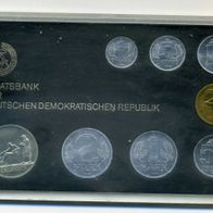 DDR Kursmünzensatz 1985 mit Schadowfries Gelehrte stempelglanz ovp RAR