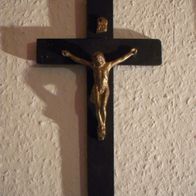 Altes Kruzifix aus Holz mit Bronze oder Messing Korpus