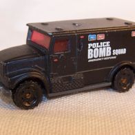 Matchbox - Mattel Armored Car 1999 - " Police Bomb Squad ", Skala 1:81