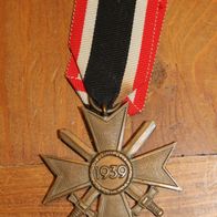 Original Kriegsverdienstkreuz mit Schwerter 2. Klasse o. Hersteller (2)