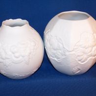 2 Kaiser Bisquit-Porzellan Vasen, Design M. Frey