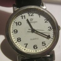 chinesische Quarz Armbanduhr "classic" -----11/22----