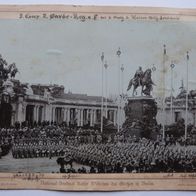 Foto Berlin: Parade 3. Comp. 2. Garde-Reg. z. F. - Kaiser Wilhelm Denkmal, um 1910