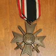 Original Kriegsverdienstkreuz mit Schwerter 2. Klasse o. Hersteller (18)