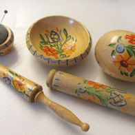 altes Nähzubehör aus Holz bemalt * Stopfei Stopfpilz für Fingerhandschuhe Nadelschale