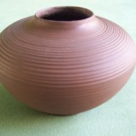 Wunderschöne Vase bauchig aus braunem Ton Made in Germany Handarbeit 31/10