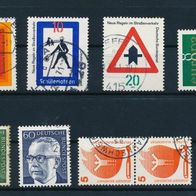 2403 - BRD Briefmarken Michel Nr658,665,666,675,689,690,694 gest Jahrg 1971