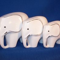 3 Porzellan/ Keramik Figuren - Elefant-Familie , 70er J., gemarkt / signiert - V
