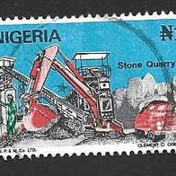 Nigeria Sondermarke " Steinbruchmaschine " Michelnr. 485 o