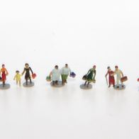 Woodland Scenics A2209 Garten Grill-Szene - Figurenset Spur N 1:160 Mit Hund Und Wurst