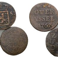 Niederlande Kleinmünzen-Lot 4 Stück VOC Duit 1767/1826/1755/1761 s. Original Scan