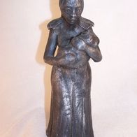 Terrakotta Figur - " Afrikanerin mit Kind "