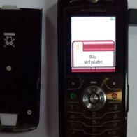 Handy: Motorola SE5548AXXF5 mit Ladegerät