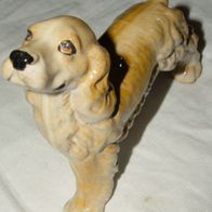 Figur Hund Spaniel, Keramik (Porzellan?) massiv, glasiert, Länge 12 cm, Höhe 10 cm
