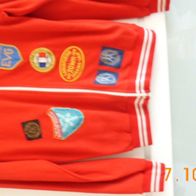 Trainingsjacke-rot, Gr.142/176?? gebraucht, wenig getragen ca. 40 Jahre alt.
