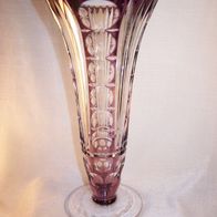 Alte, böhmische, massive Überfangglas-Vase, H.- 27 cm