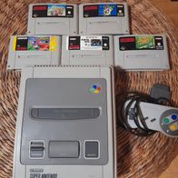 Super Nintendo mit Controller und 5 x Spielen
