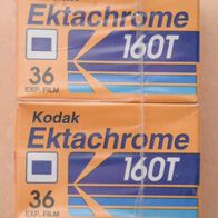 2 KB-Diafilme "Kodak Ektachrome 160T" 135/36; abgelaufen Juli 1999; Kunstlichtfilme