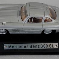 1/43 Mercedes 300 SL Gullwing Modellauto