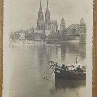 Schwarz/ wWeiß- Karte von 1942 Motiv Köln am Rhein