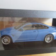 BMW M4 Coupe blaum. Carbon 1:18 Paragon *